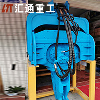 挖掘機(jī)打樁機(jī)械臂振動(dòng)錘有幾種規(guī)格？