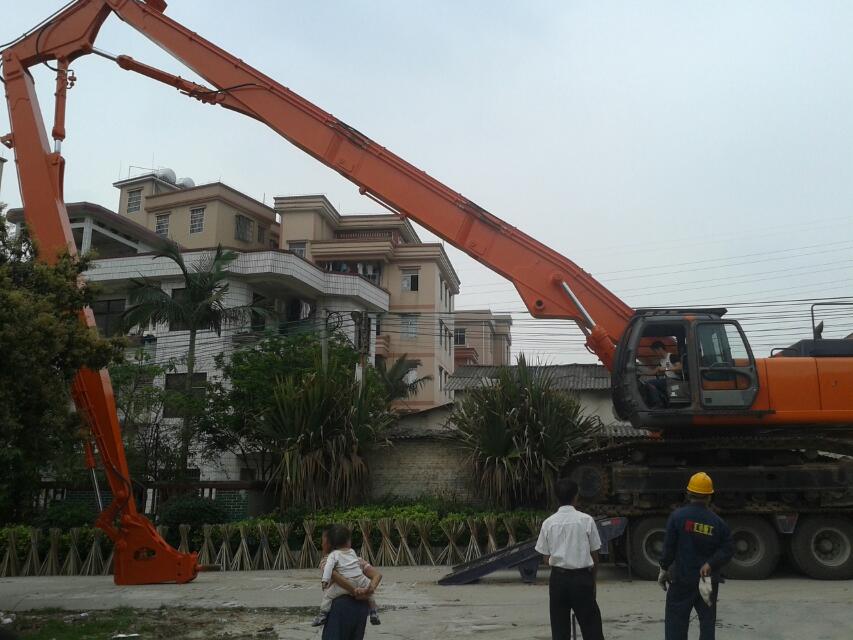 挖掘機(jī)拆樓臂、拆樓臂、加長(zhǎng)臂、挖掘機(jī)拆樓臂廠家